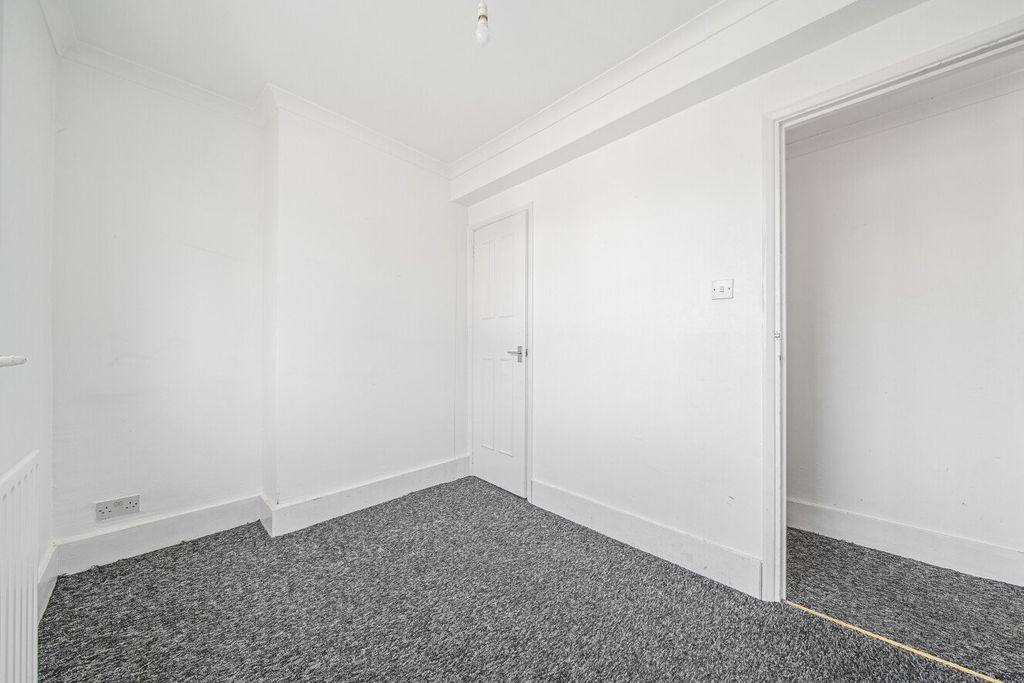 Property photo 2 of 13 Picture No. 07