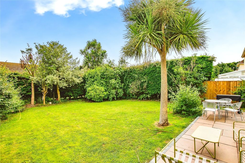 Property photo 3 of 27 Picture No. 03