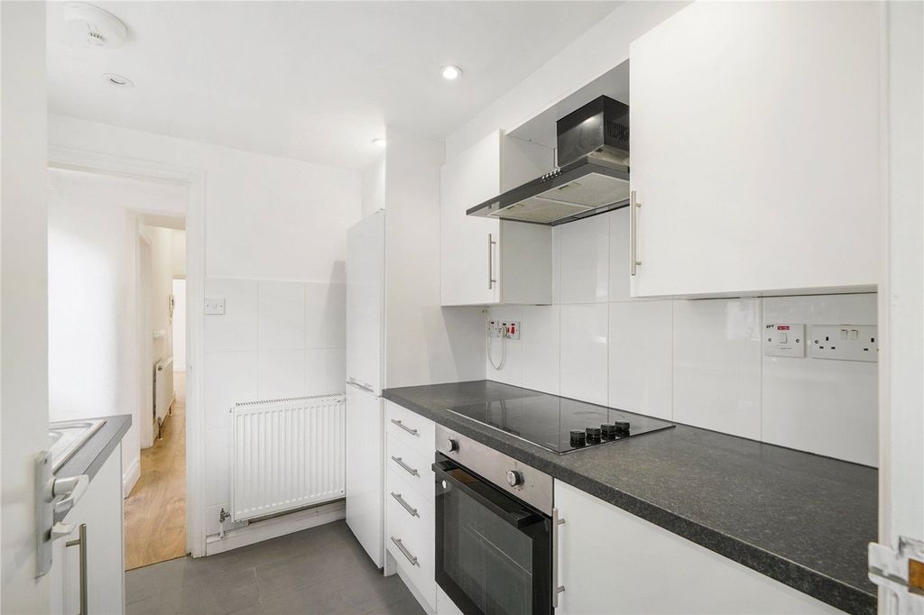 Property photo 2 of 15 Picture No. 09
