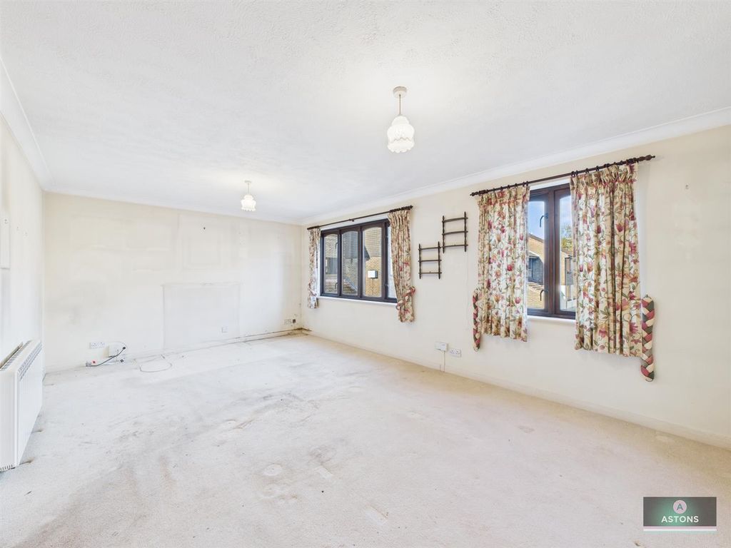 Property photo 2 of 8 Cam04622G0-Pr0118-Still007.Jpg