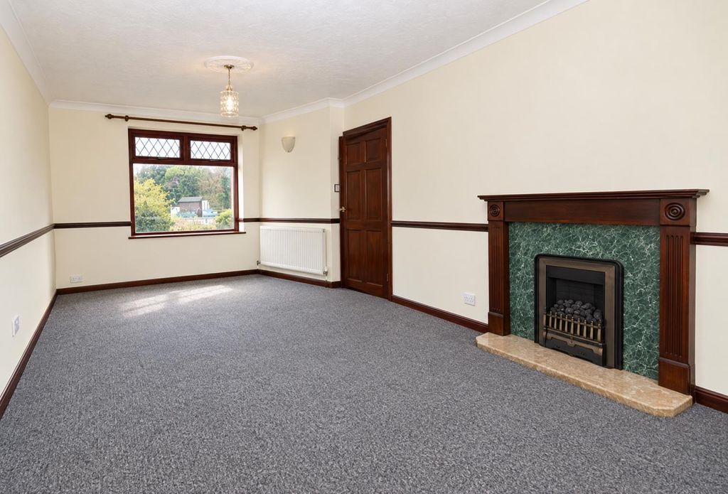 Property photo 2 of 14 Photo Sitting Room 1.Png