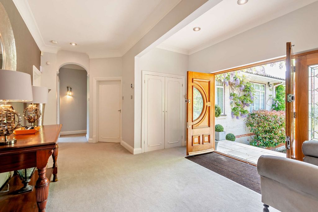 Property photo 2 of 15 Reception Hall