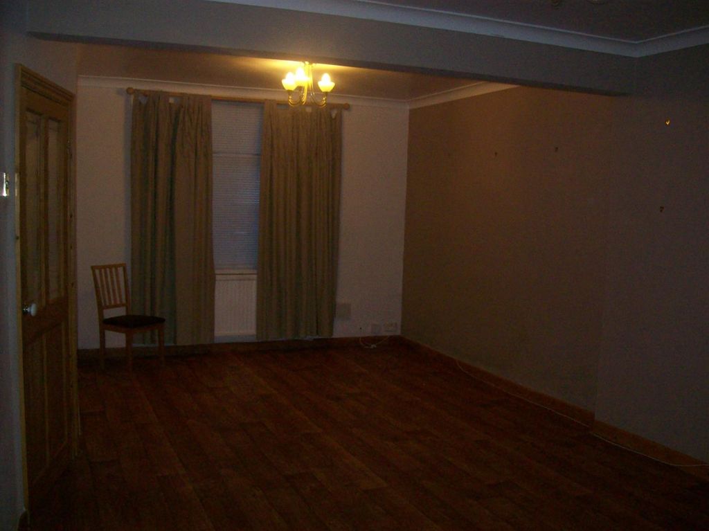Property photo 2 of 6 100_2197.Jpg