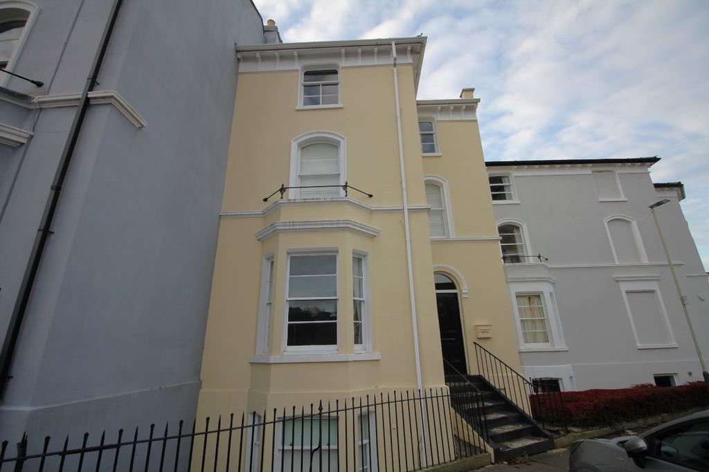 Property photo 1 of 6 Picture No. 05