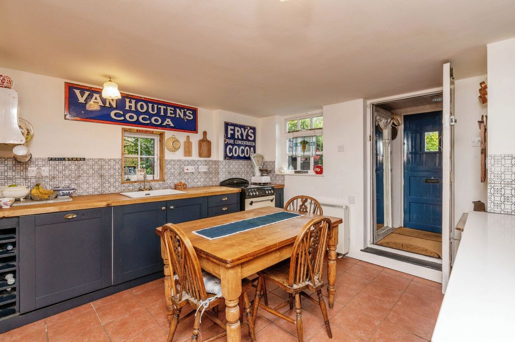 Property photo 2 of 17 Kitchen Diner