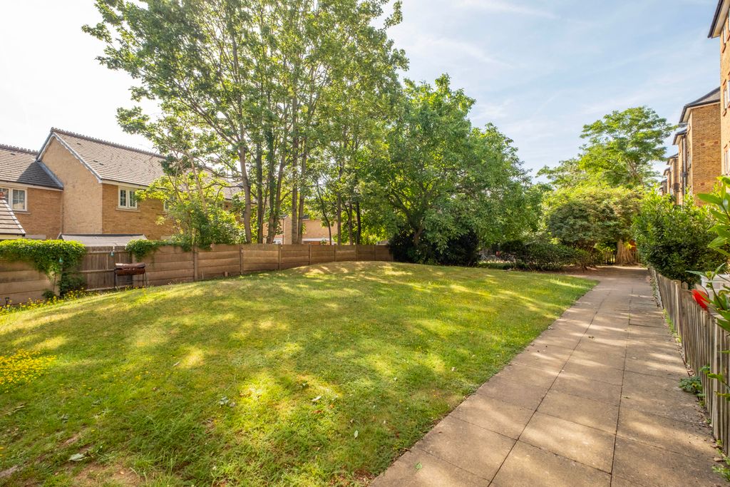 Property photo 3 of 9