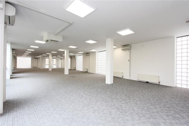 Property photo 3 of 16 Photo 2