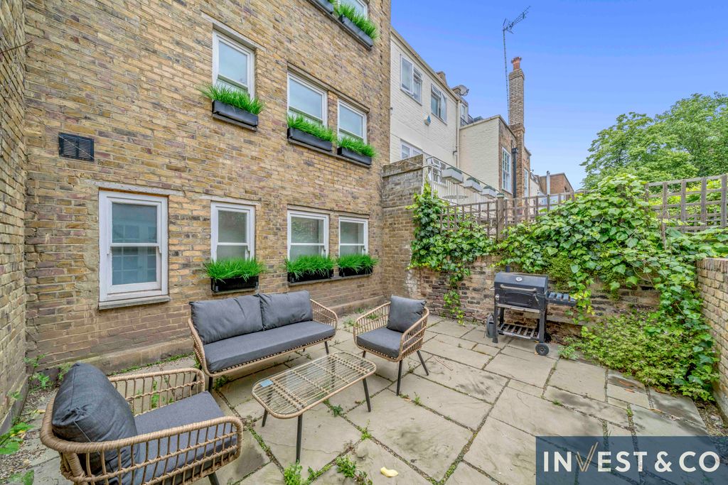 Property photo 3 of 13