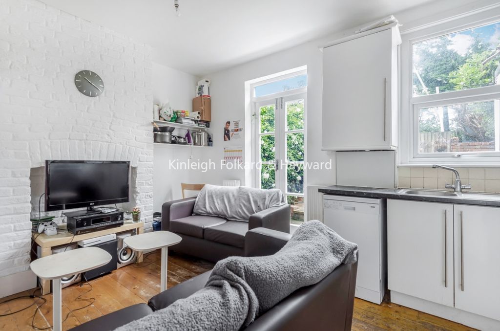 Property photo 1 of 7 4992E460-8Ded-4A8F-A