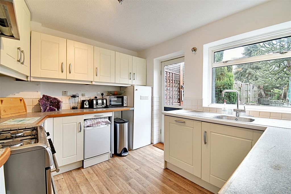 Property photo 2 of 21 Kitchen 1.Jpg