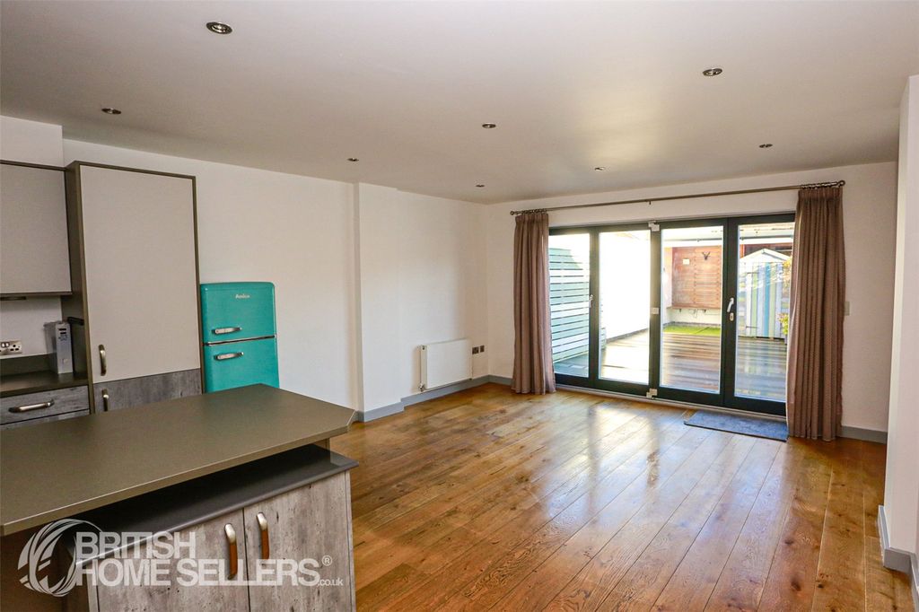 Property photo 2 of 15 Picture No. 07