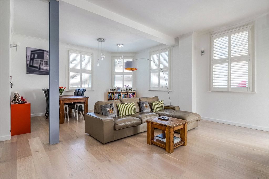 Property photo 3 of 12 Reception Room