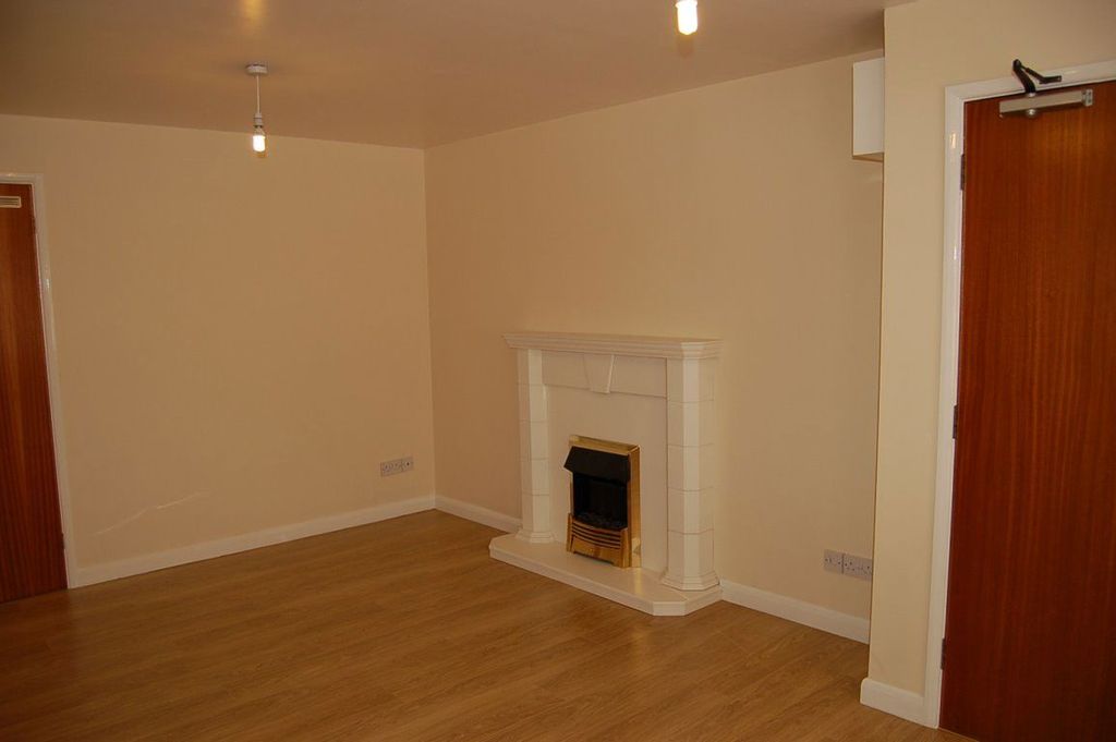 Property photo 2 of 4