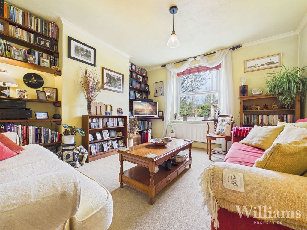 Property photo 3 of 15