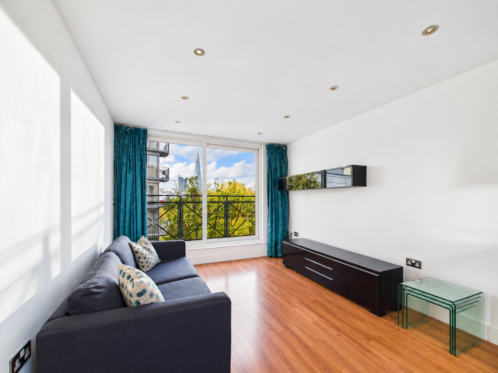 Property photo 1 of 12 Lounge Shot 2