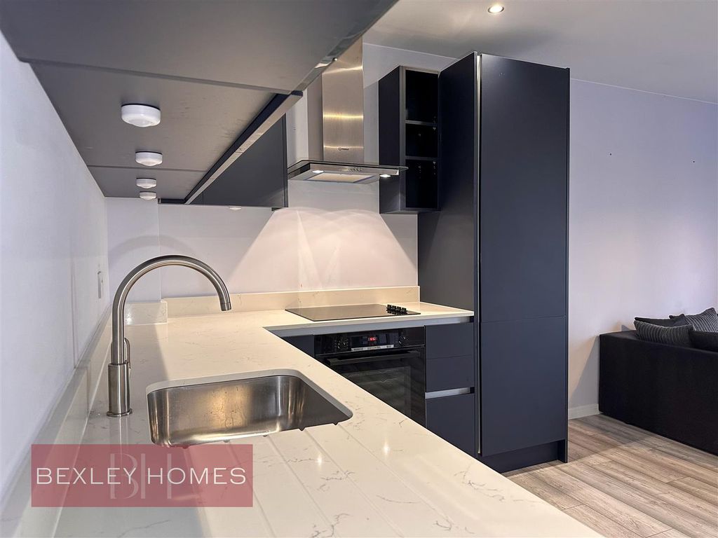 Property photo 3 of 11 Img_2494.Jpg