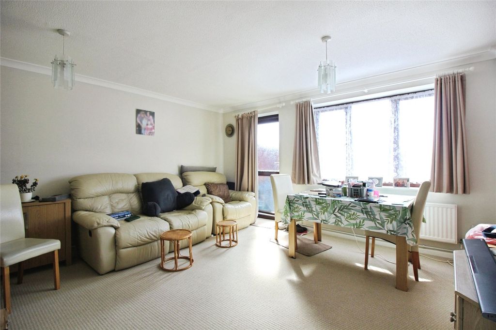 Property photo 2 of 6 Picture No. 05