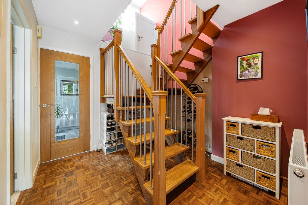 Property photo 2 of 37