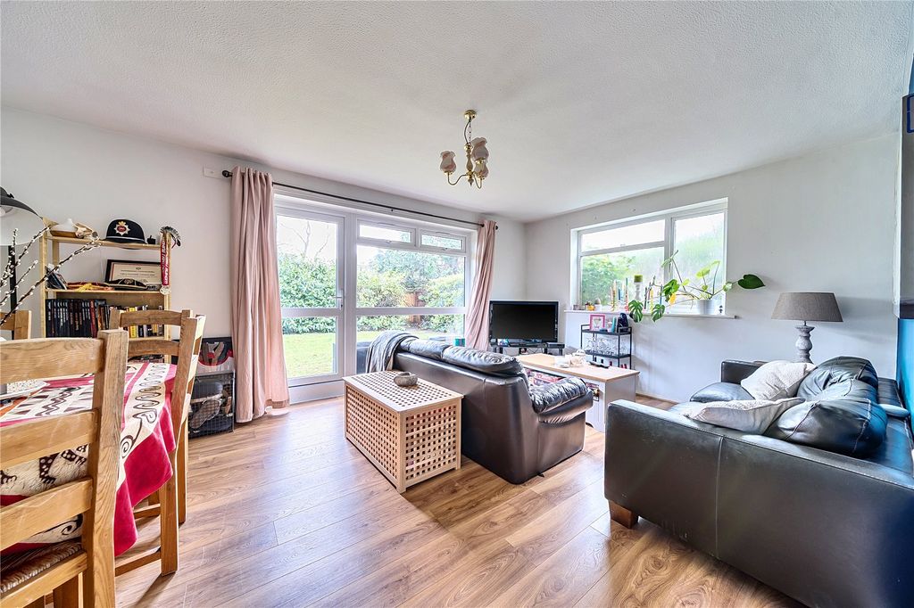 Property photo 2 of 12 Picture No. 10