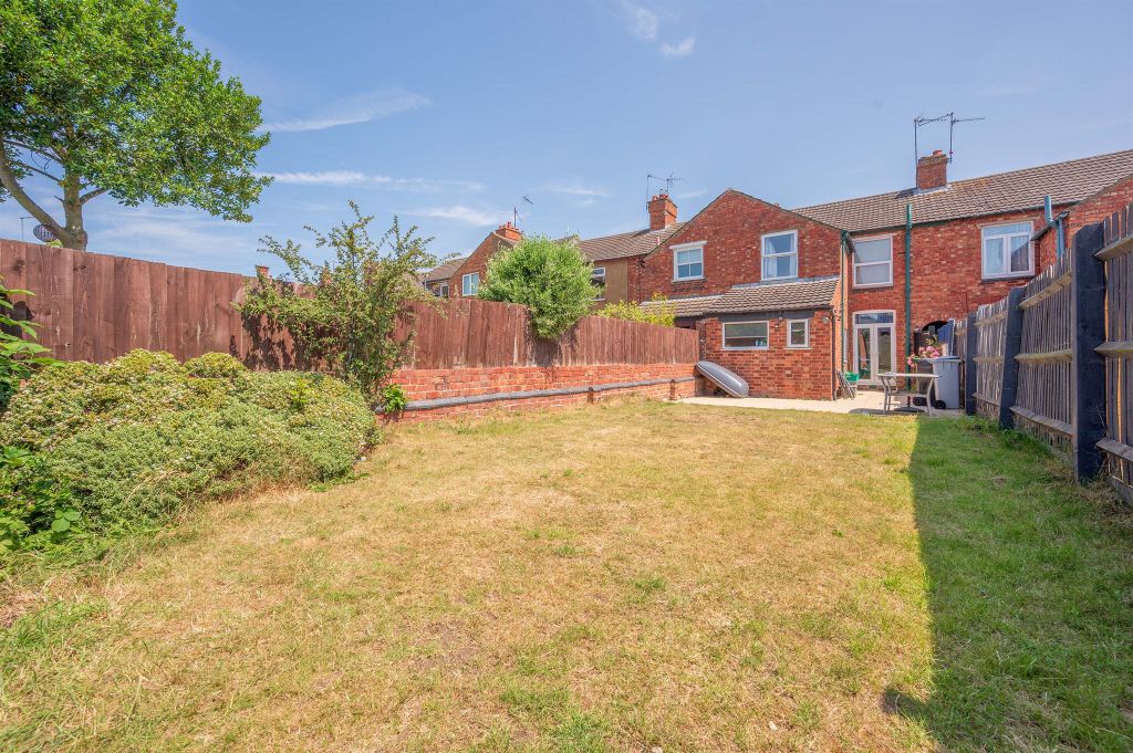 Property photo 3 of 12