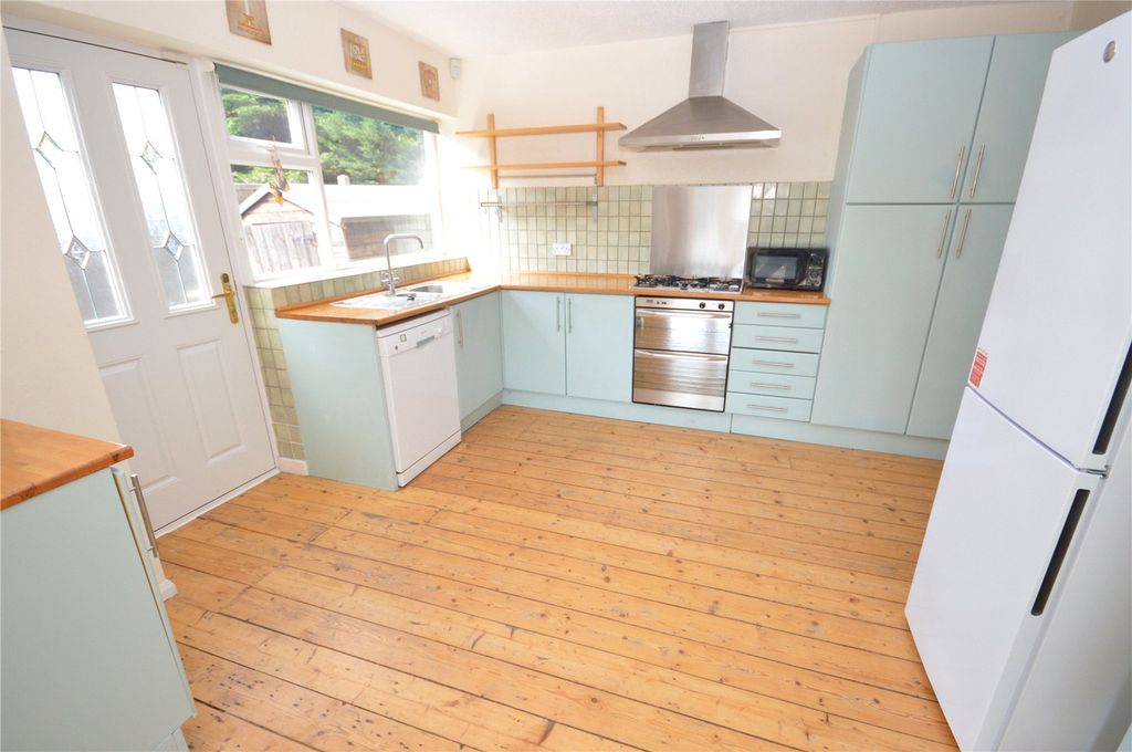 Property photo 2 of 15 Picture No. 22