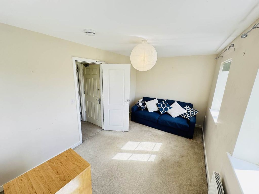 Property photo 2 of 6 Private Lounge