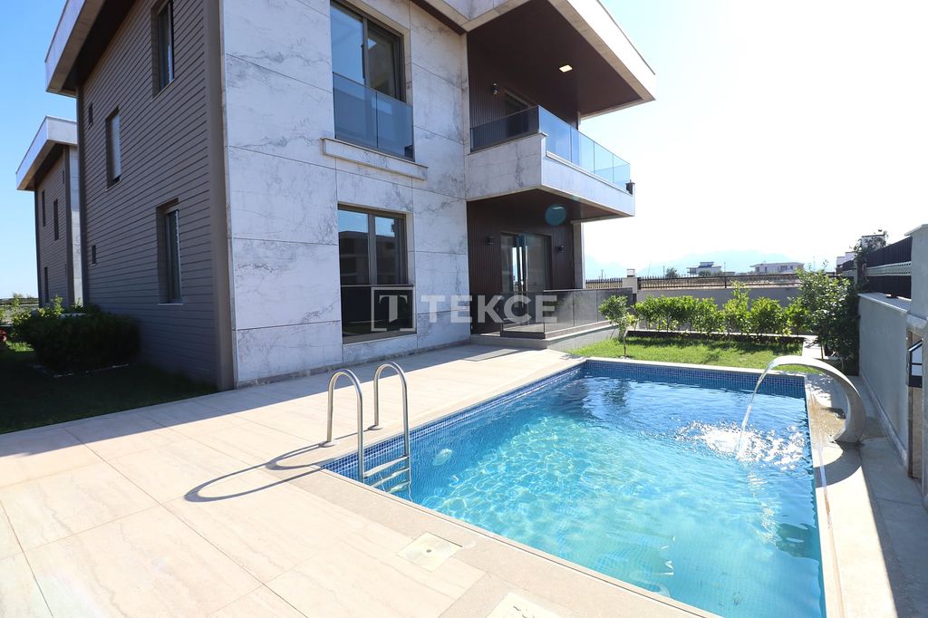 Property photo 1 of 34