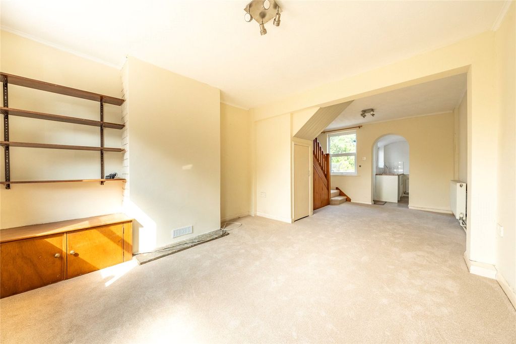 Property photo 3 of 10 Picture No. 02