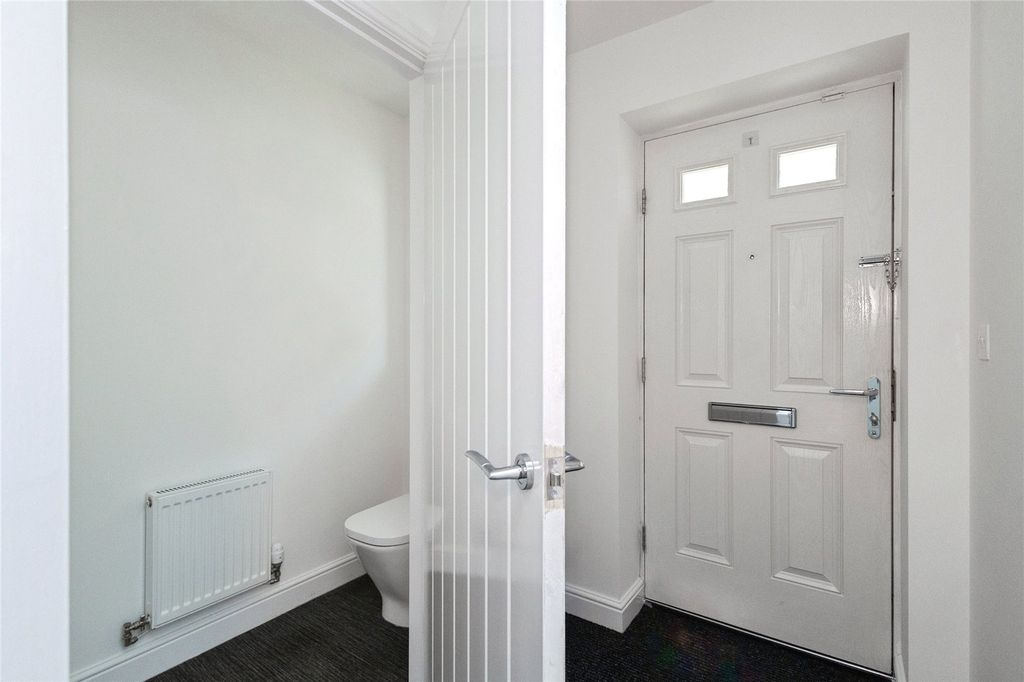 Property photo 2 of 17 Picture No. 39