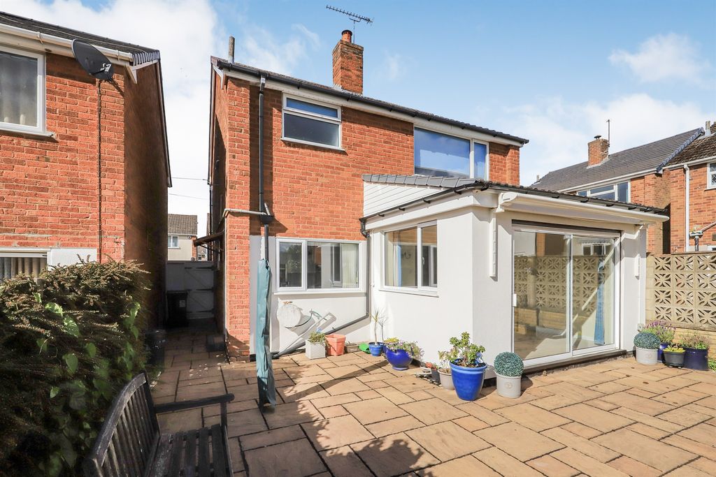 Property photo 2 of 15