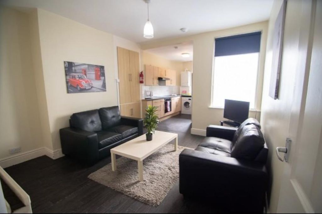 Property photo 1 of 14 1.Png