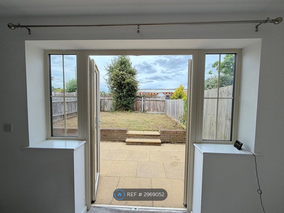 Property photo 3 of 5