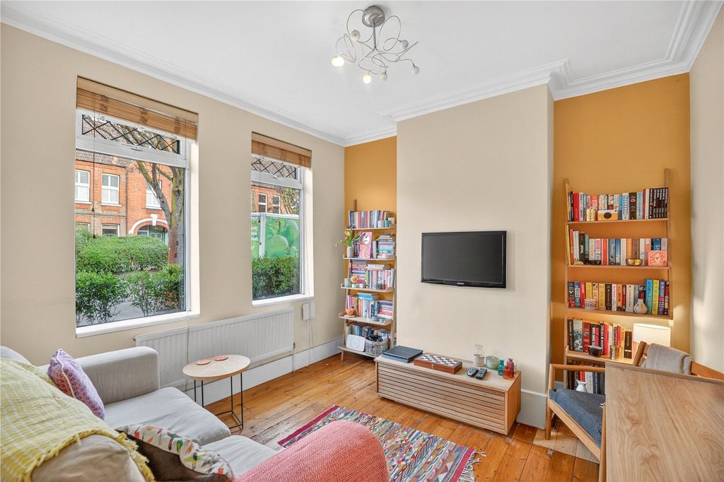 Property photo 2 of 11 Picture No. 12