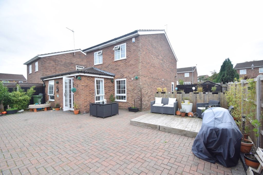 Property photo 3 of 18 4582042