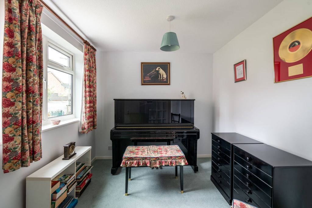 Property photo 3 of 22