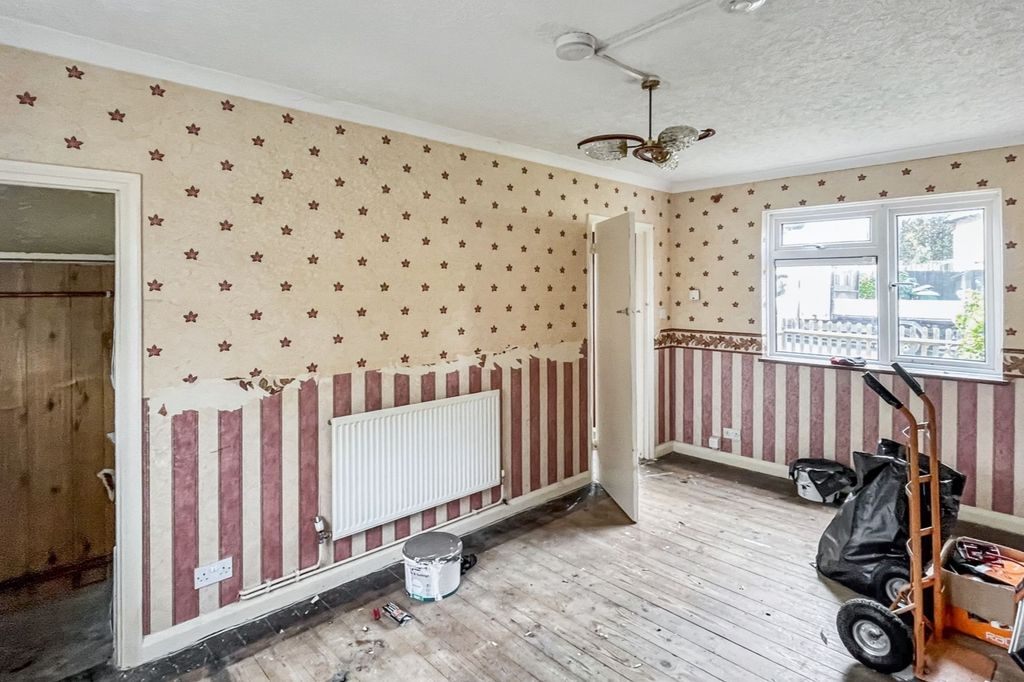 Property photo 3 of 16 65 Dale Road, Crayford, Dartford, Da1 3Pg