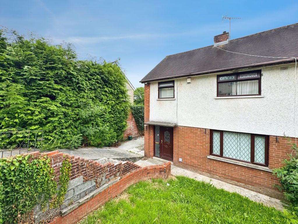 Property photo 2 of 25 5075593