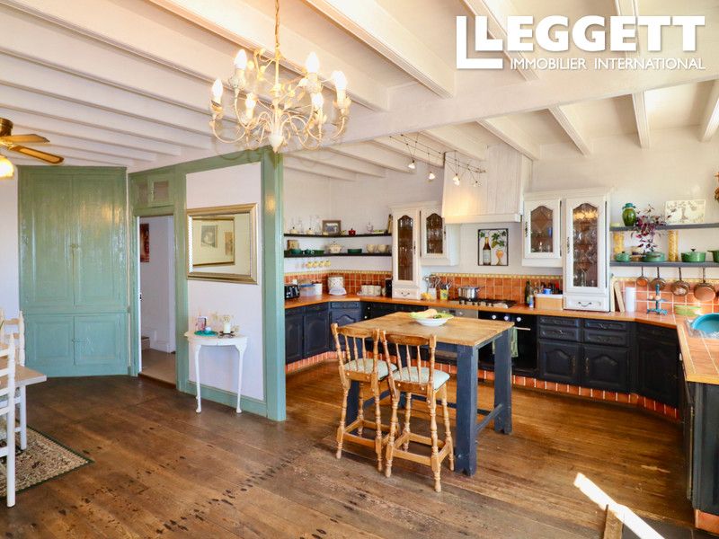 Property photo 3 of 10