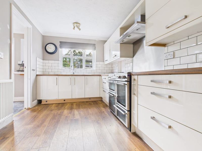 Property photo 3 of 15 Photo 5