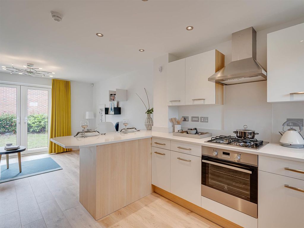 Property photo 1 of 6 Kitchen.Jpg