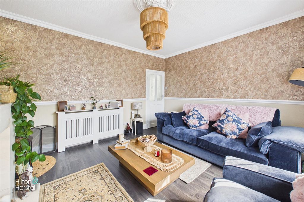 Property photo 3 of 16 Trent Road