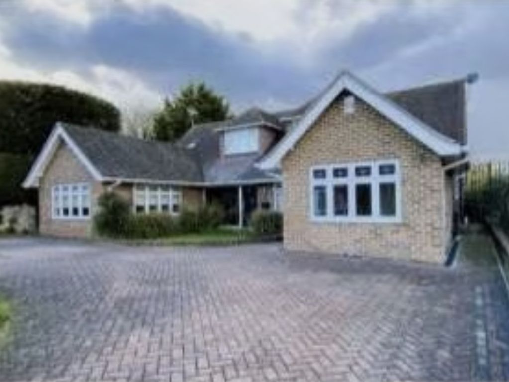 Property photo 1 of 4