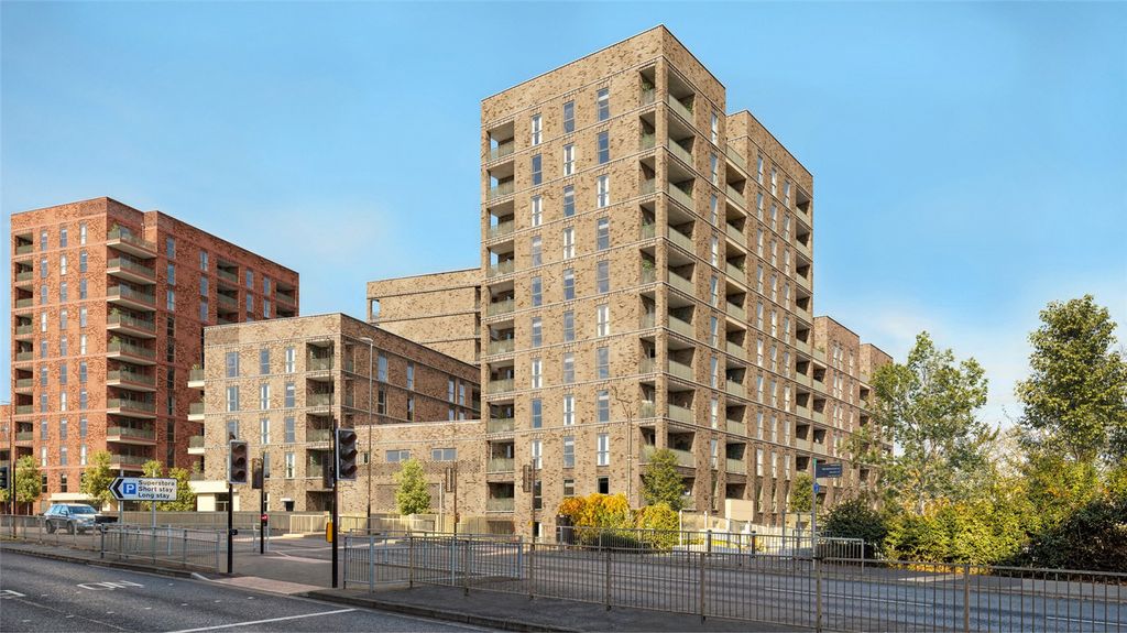 Property photo 1 of 7 Ambia