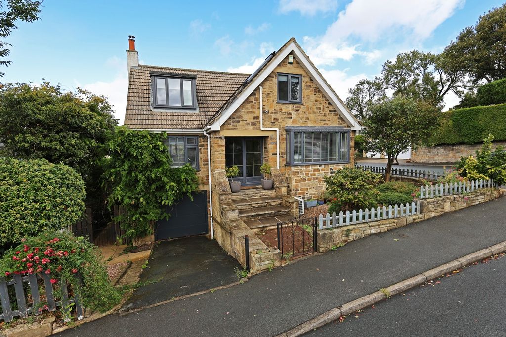 Property photo 1 of 28 Picture No. 01
