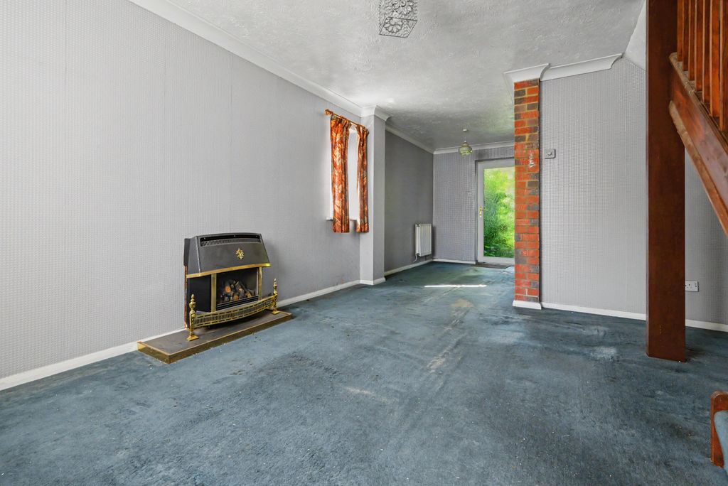 Property photo 3 of 15