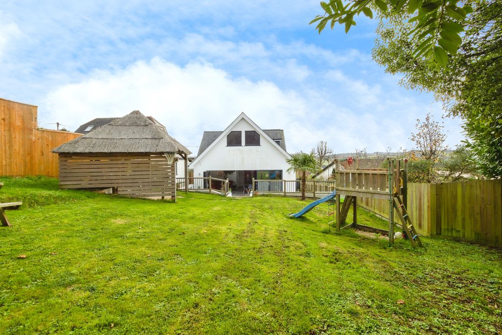 Property photo 2 of 17 Rear Garden
