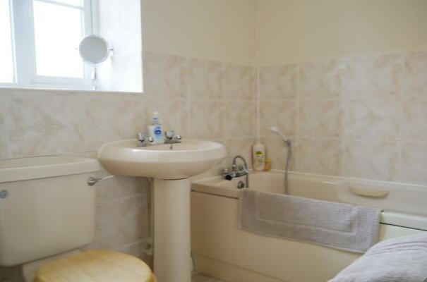 Property photo 3 of 10 2