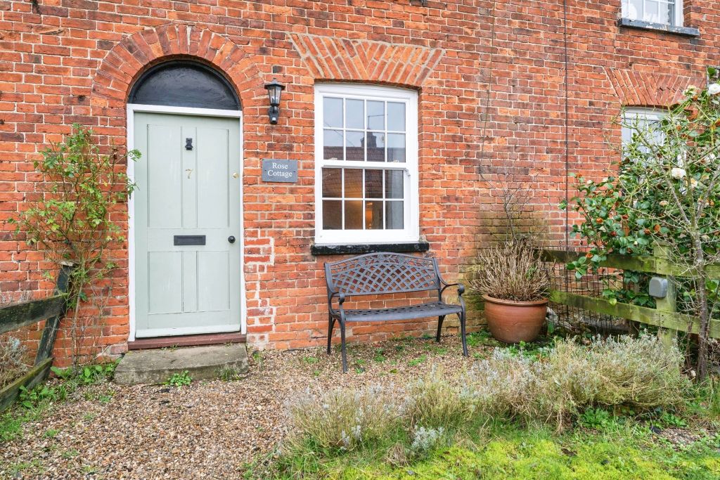 Property photo 1 of 16