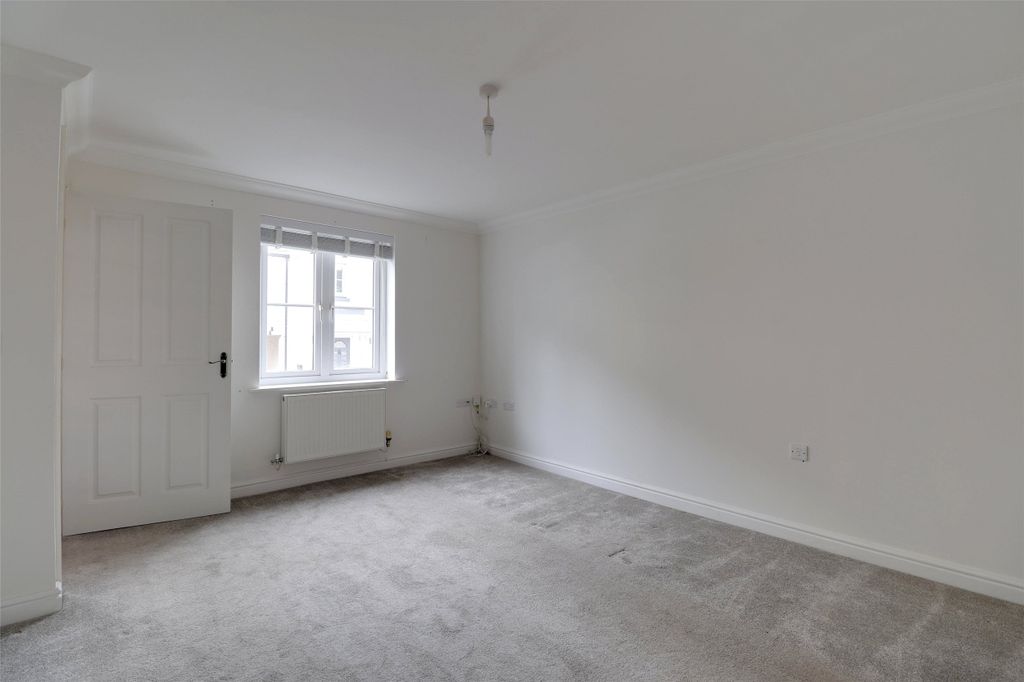 Property photo 3 of 11 3 - Picture No. 03