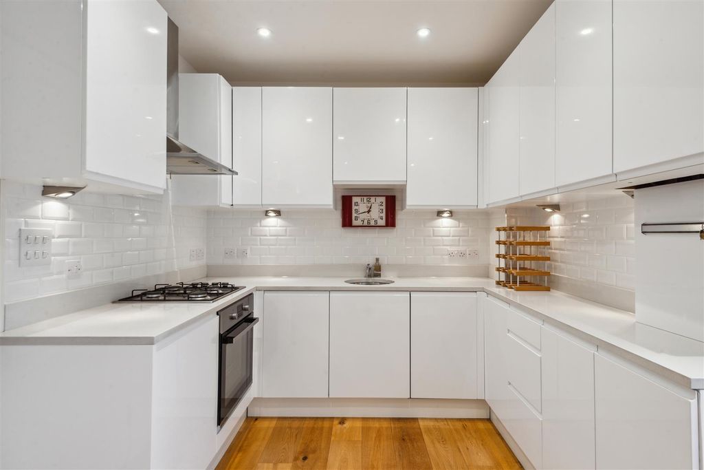 Property photo 3 of 10 7.Jpg